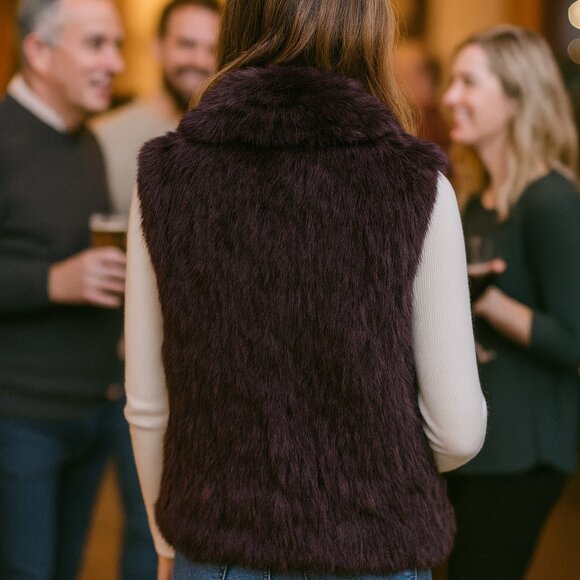 Bagatelle Purple Rabbit Fur Vest Women’s with Hook Closure - Picture 2 of 8